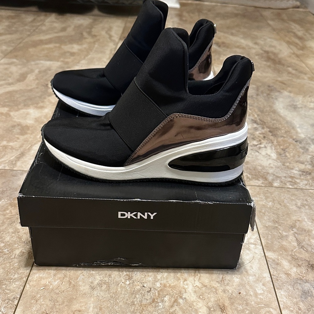 DKNY Black and Metallic Slip-On Shoes